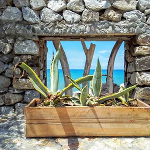La Casa A Mare Отель типа 